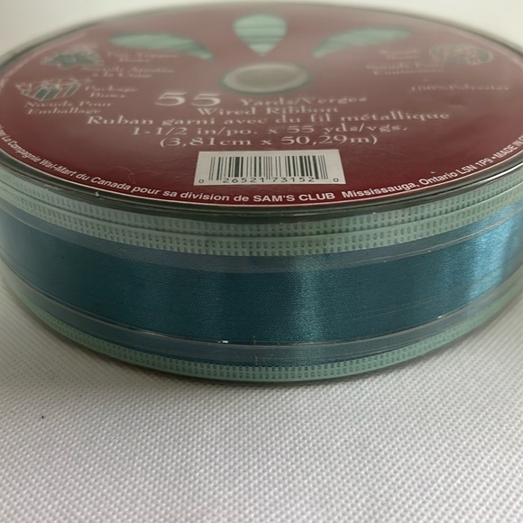 Bundle of 3 Rolls of Wired Ribbon Turquoise/ Pale Green / White / Silver - Picture 6 of 9